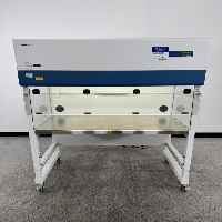 Esco 4' PCR Cabinet image 3